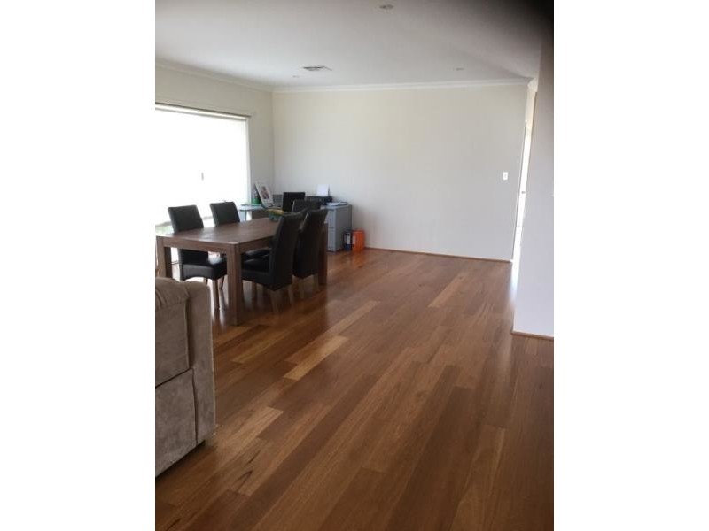 7 Skye Place, Banksia Grove WA 6031