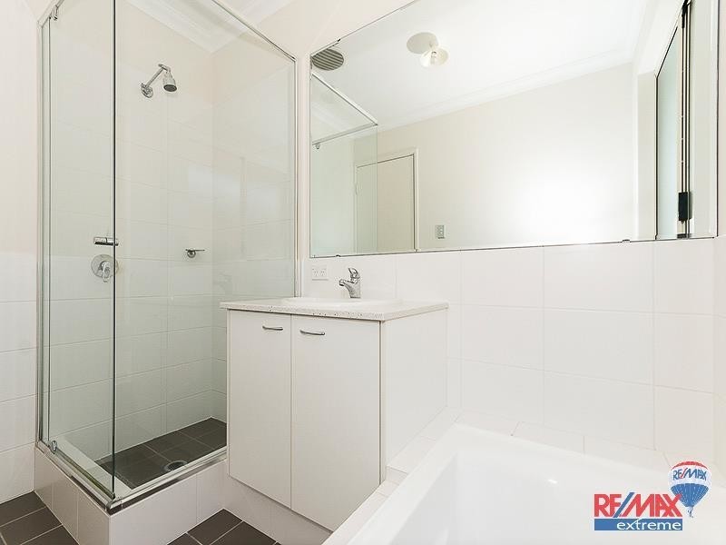 7 Skye Place, Banksia Grove WA 6031