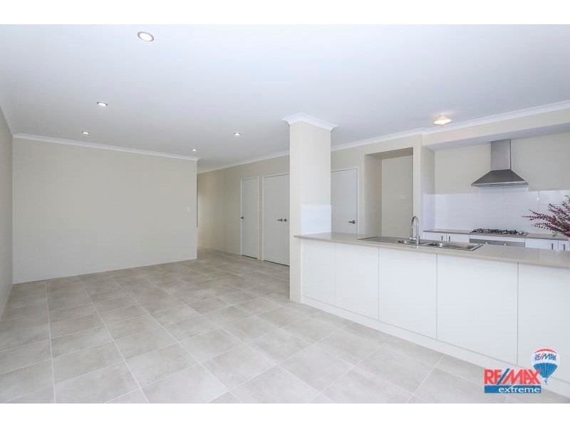 12 Garnet Lane, Eglinton WA 6034