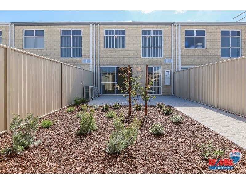 12 Garnet Lane, Eglinton WA 6034