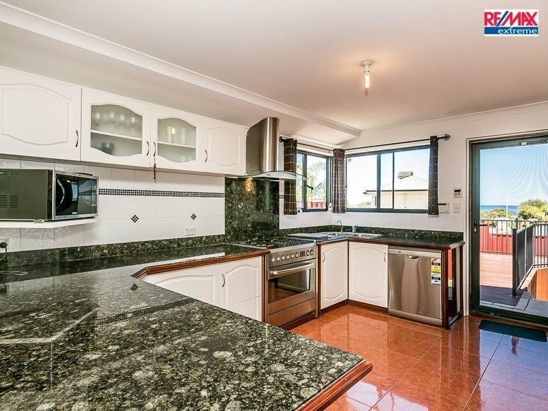 8 Parham Road, Quinns Rocks WA 6030