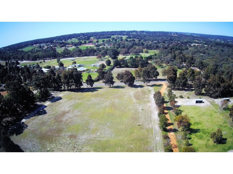 9 Charolais Trail, Lower Chittering WA 6084
