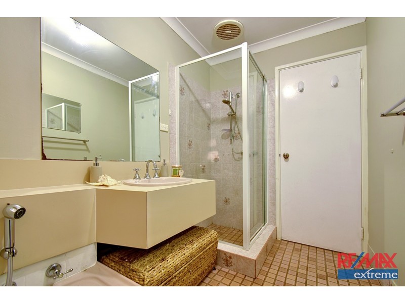 8 De Grey Court, Heathridge WA 6027