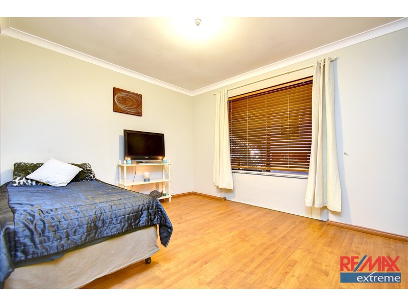 8 De Grey Court, Heathridge WA 6027