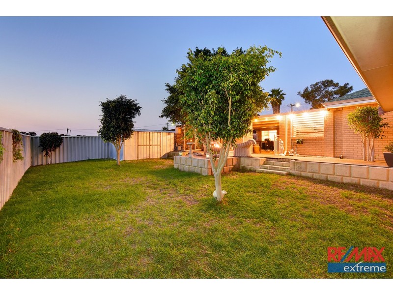 8 De Grey Court, Heathridge WA 6027