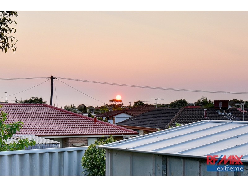 8 De Grey Court, Heathridge WA 6027