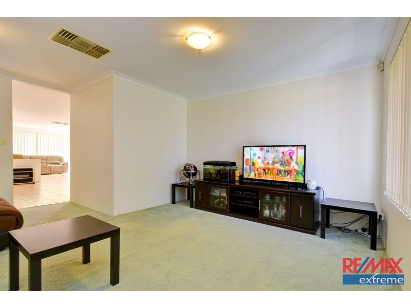 51 Selkirk Drive, Kinross WA 6028