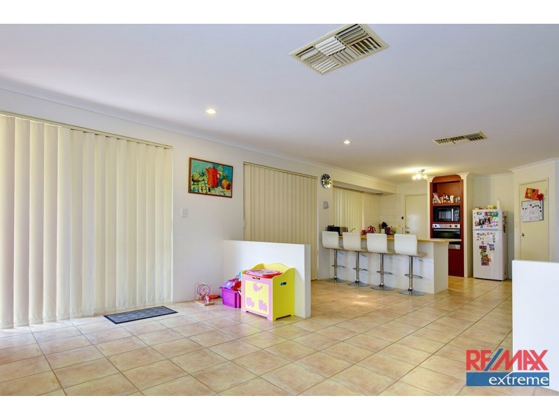 51 Selkirk Drive, Kinross WA 6028