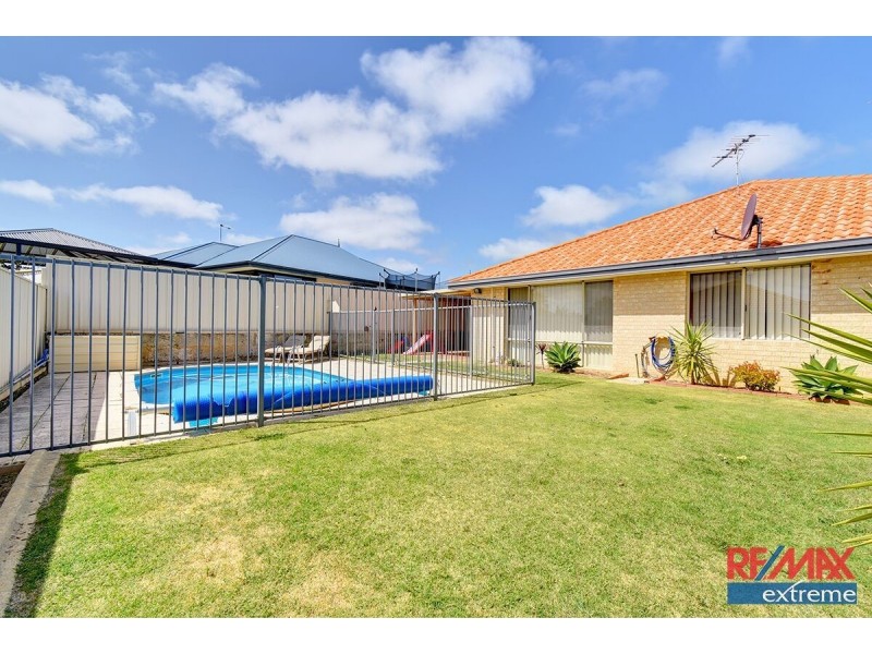 51 Selkirk Drive, Kinross WA 6028