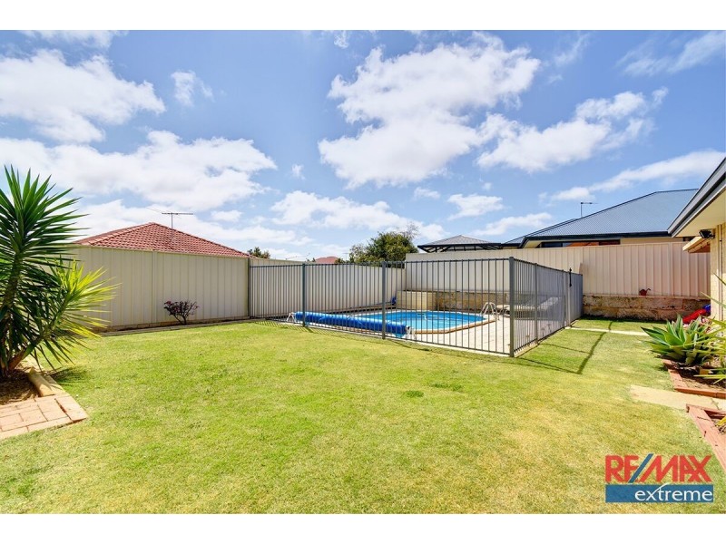 51 Selkirk Drive, Kinross WA 6028