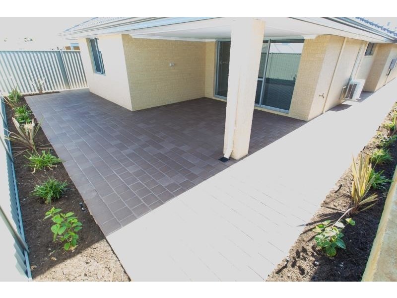 6 Ambesia Road, Clarkson WA 6030