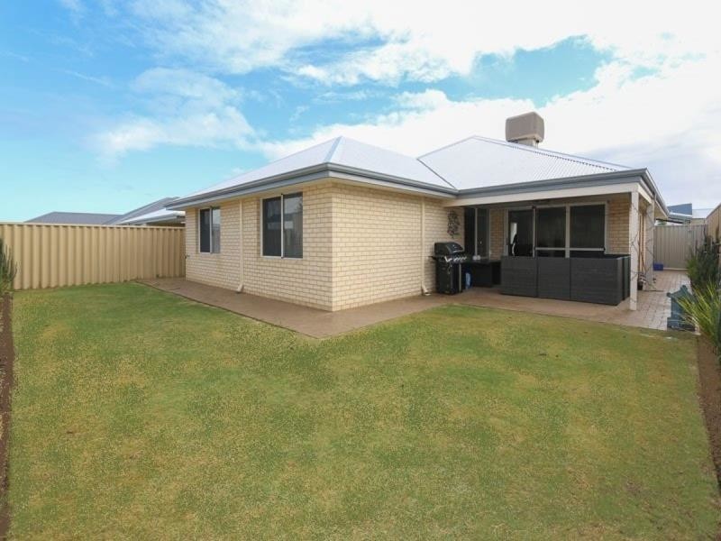 5 Halesworth Parade, Butler WA 6036