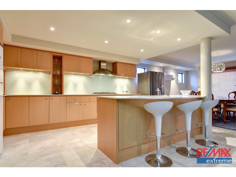 145 Delgado Parade, Iluka WA 6028