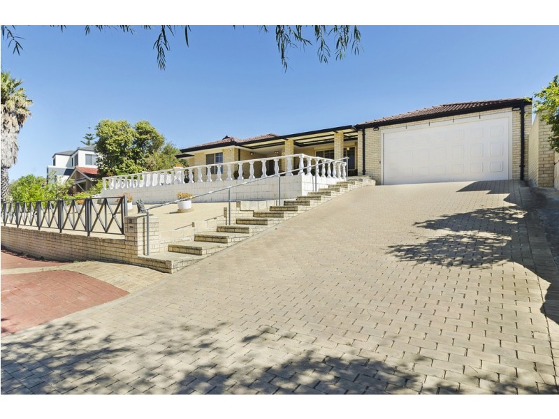 51 Constellation Drive, Ocean Reef WA 6027