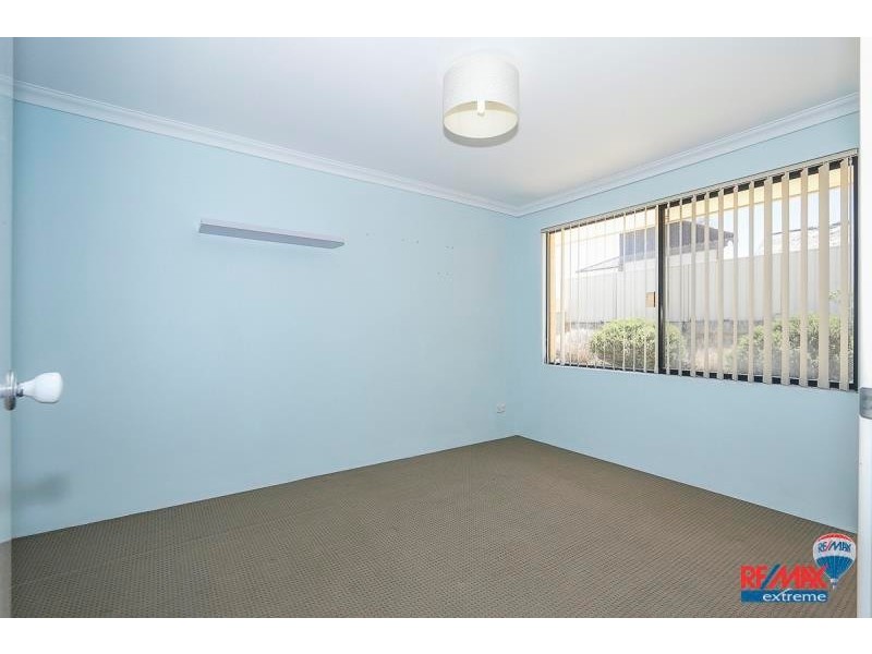 5 Lynnburn Pass, Carramar WA 6031