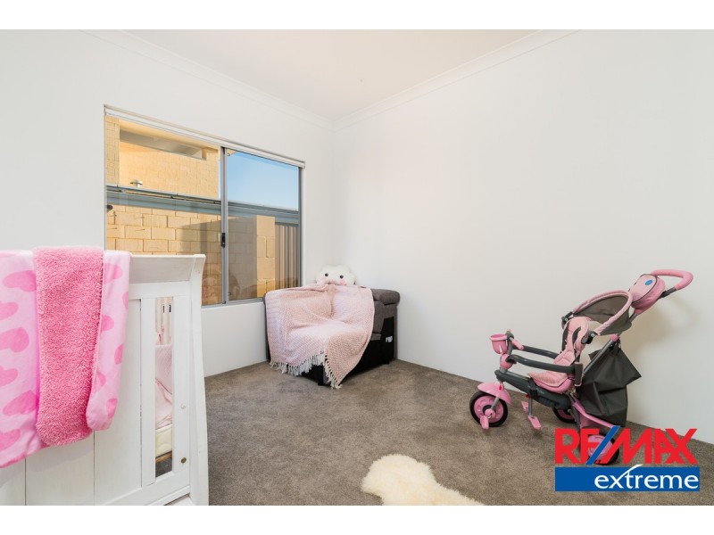 15 Moonraker Road, Jindalee WA 6036