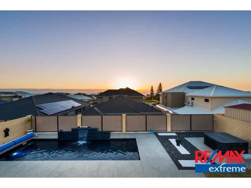 15 Moonraker Road, Jindalee WA 6036