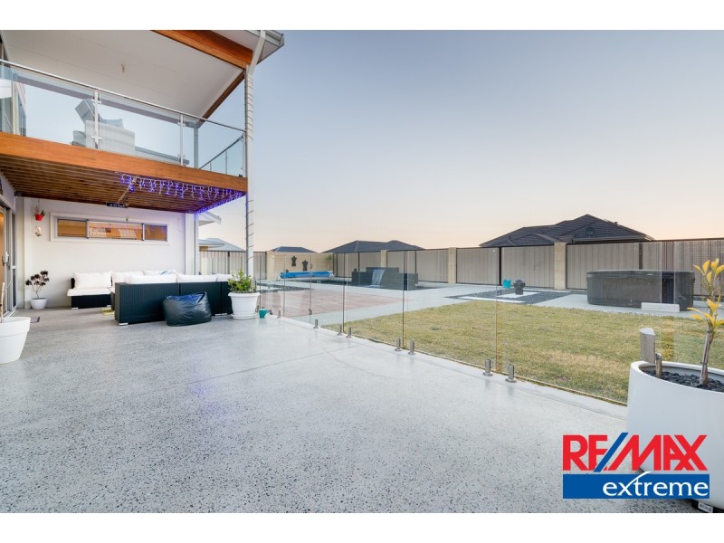 15 Moonraker Road, Jindalee WA 6036