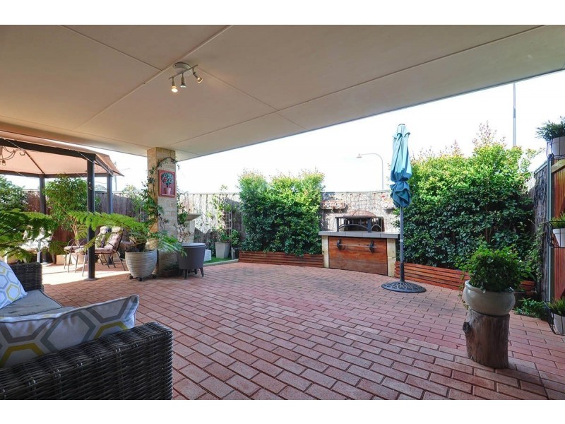 7 Helsinki Terrace, Wanneroo WA 6065