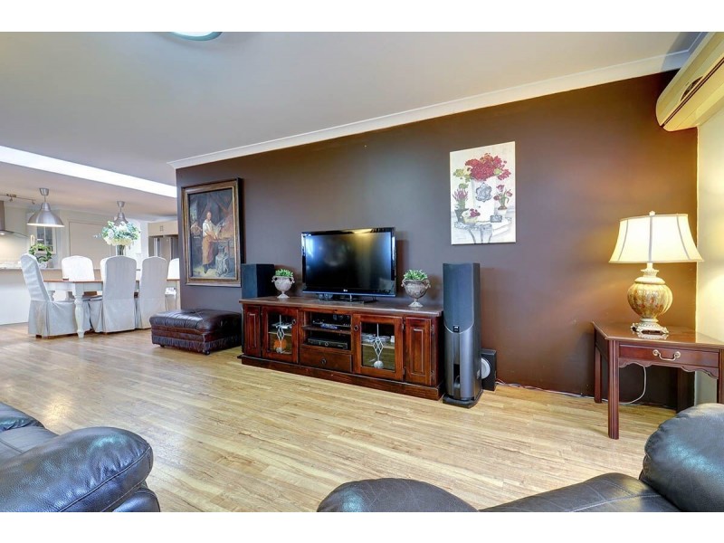 7 Helsinki Terrace, Wanneroo WA 6065