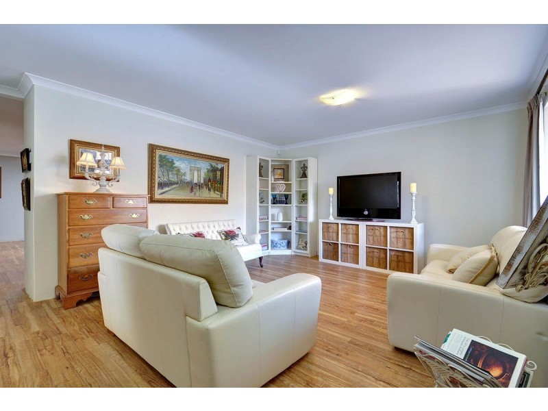 7 Helsinki Terrace, Wanneroo WA 6065