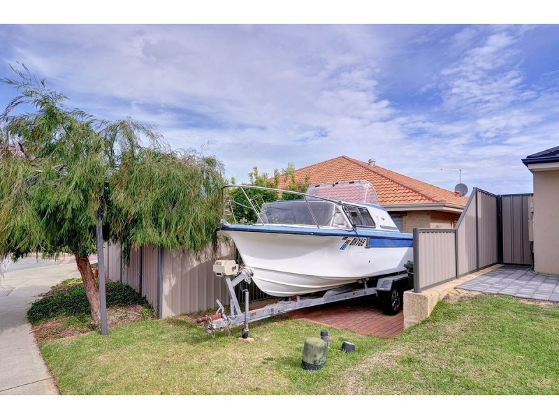 7 Helsinki Terrace, Wanneroo WA 6065