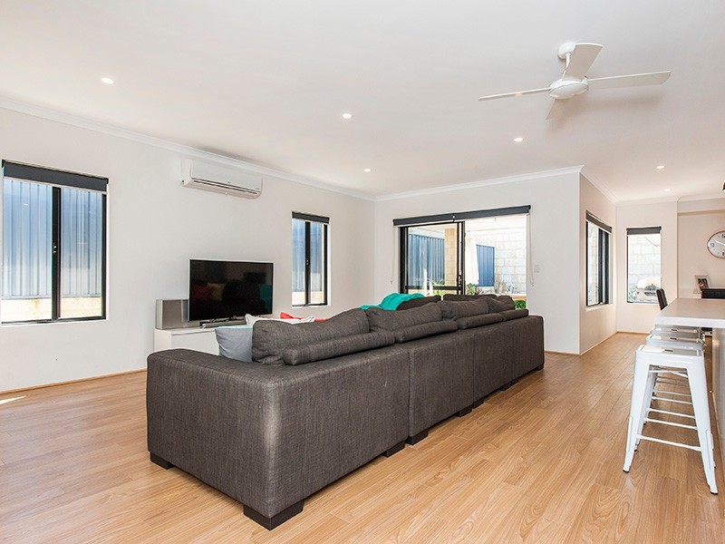 37 Goundrey Drive, Pearsall WA 6065