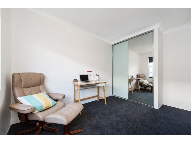 37 Goundrey Drive, Pearsall WA 6065