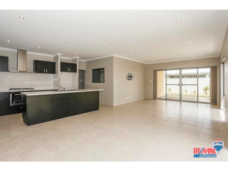 7 Whipbird Road, Alkimos WA 6038