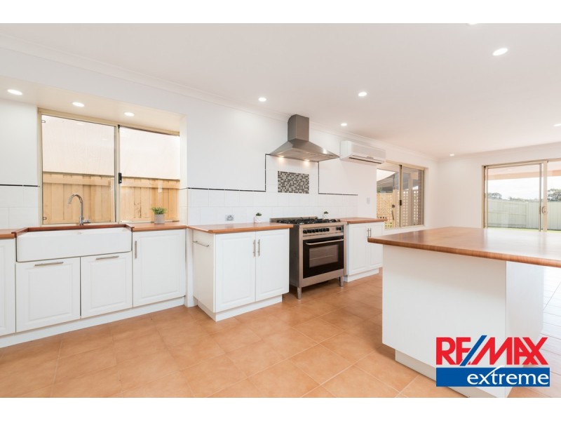3 Lithgow Drive, Clarkson WA 6030