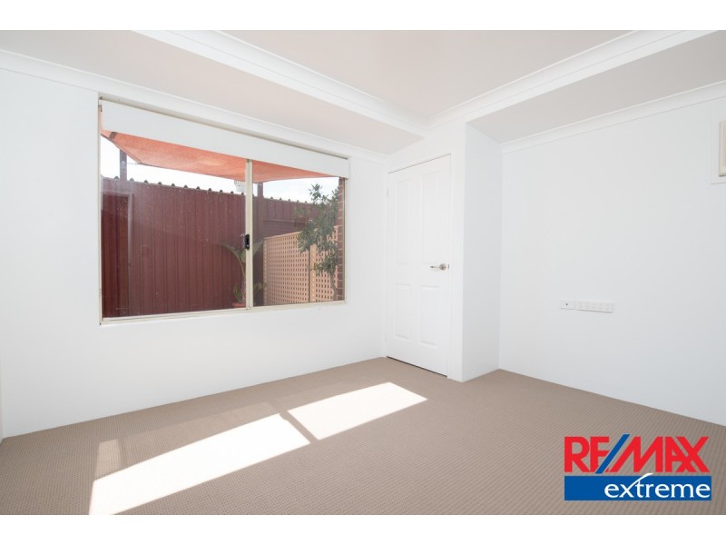 3 Lithgow Drive, Clarkson WA 6030