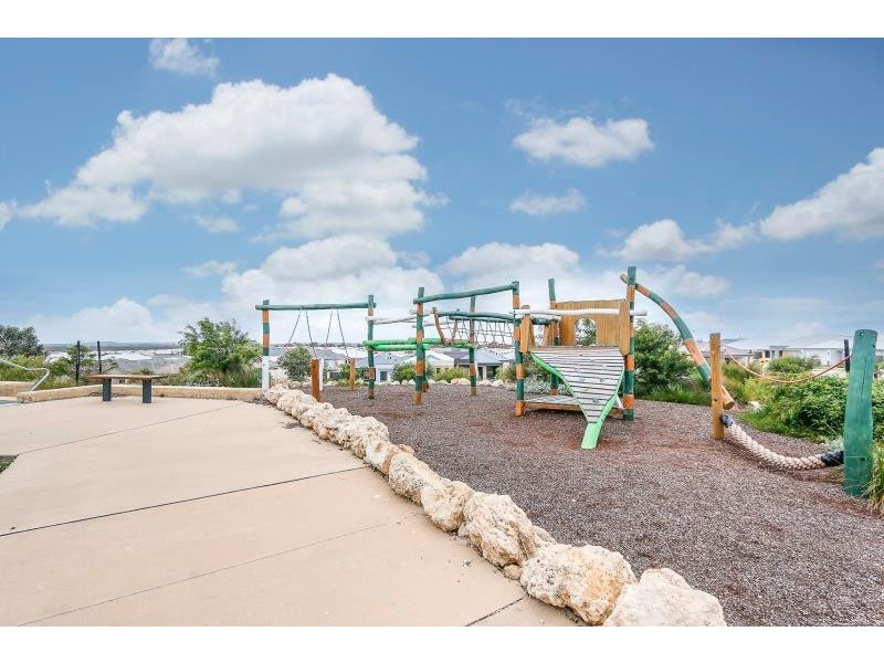 2 Hexham Terrace, Alkimos WA 6038