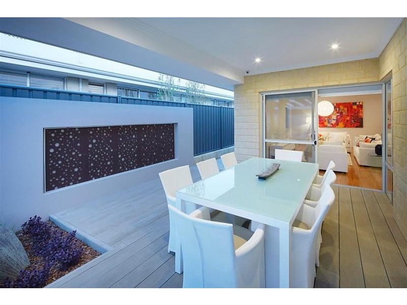 29 Solandri Bend, Banksia Grove WA 6031