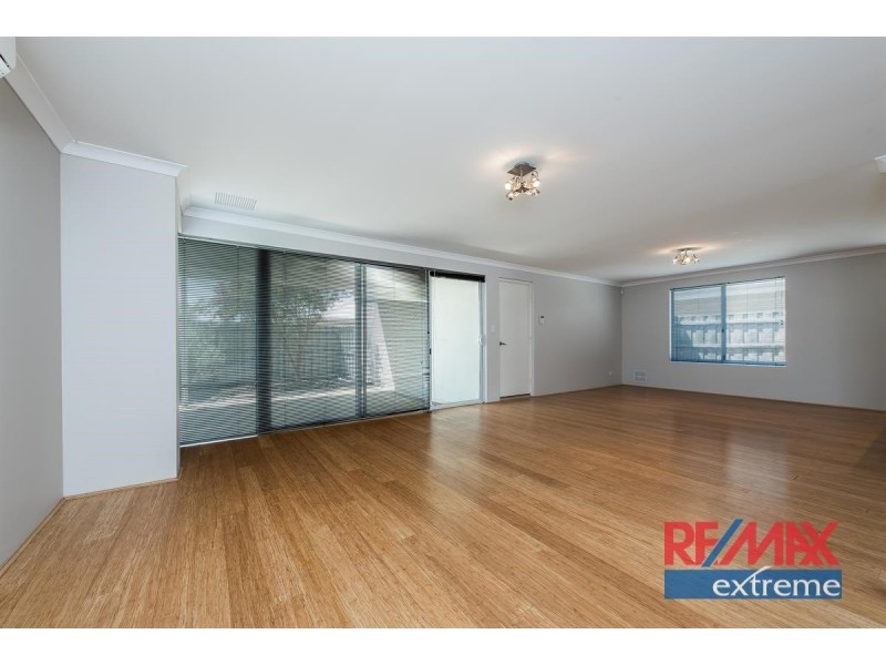 42 Seaside Avenue, Yanchep WA 6035