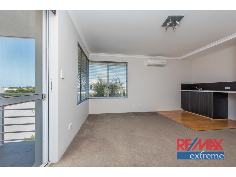 42 Seaside Avenue, Yanchep WA 6035