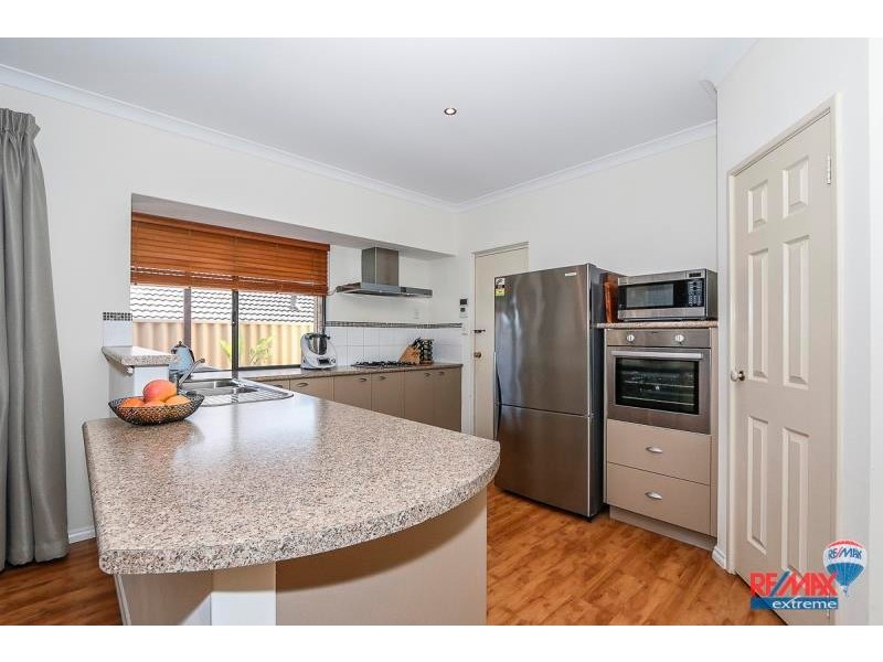 27 Bazille Crescent, Tapping WA 6065