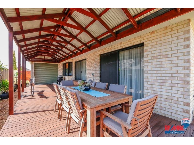 27 Bazille Crescent, Tapping WA 6065