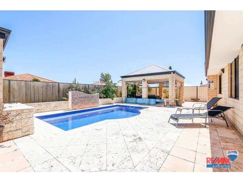 12 Narranbee Ridge, Tapping WA 6065