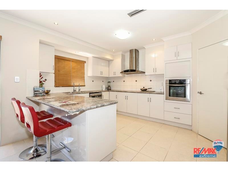 12 Narranbee Ridge, Tapping WA 6065