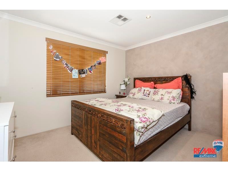 12 Narranbee Ridge, Tapping WA 6065