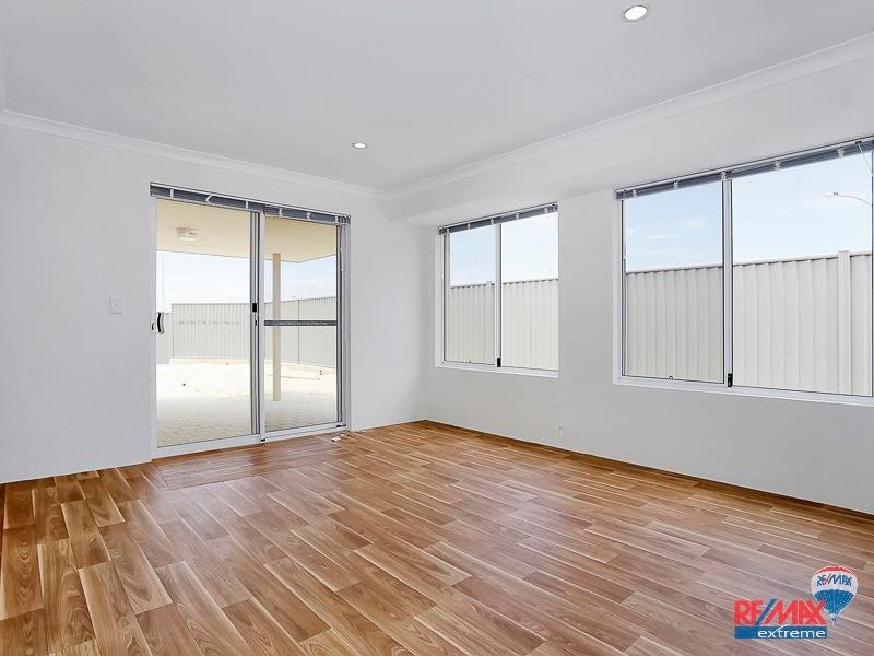 21 Giallo Way, Eglinton WA 6034