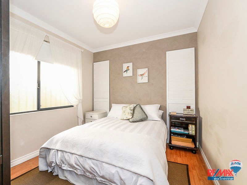 36 Miramare Boulevard, Currambine WA 6028