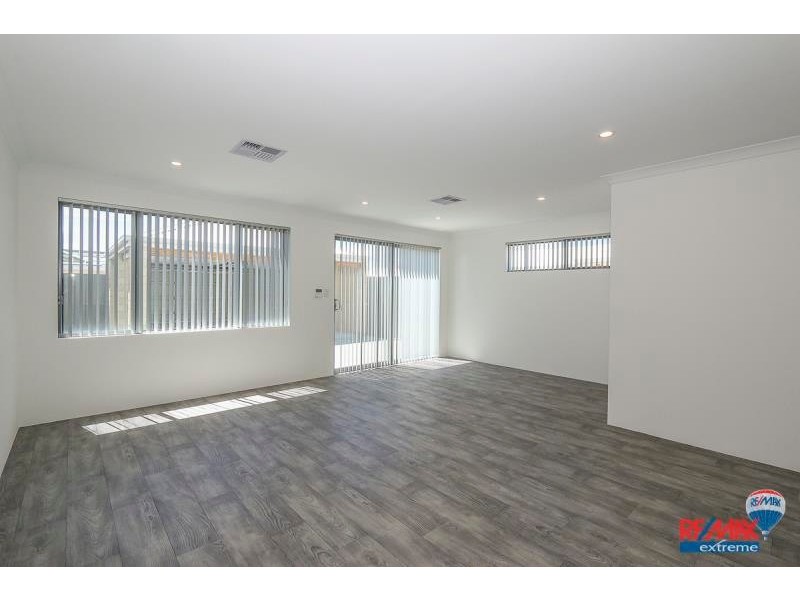 86 Heath Avenue, Eglinton WA 6034