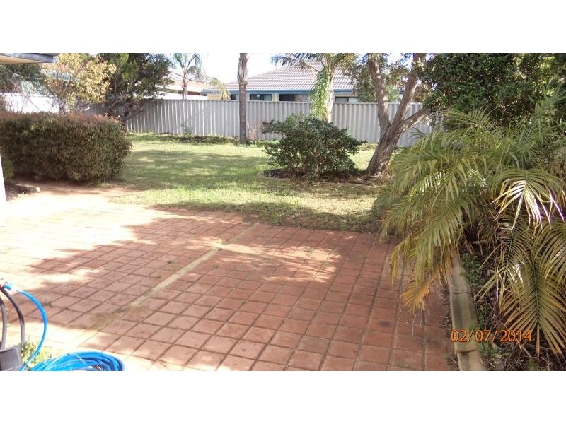 11 Christian Circle, Quinns Rocks WA 6030