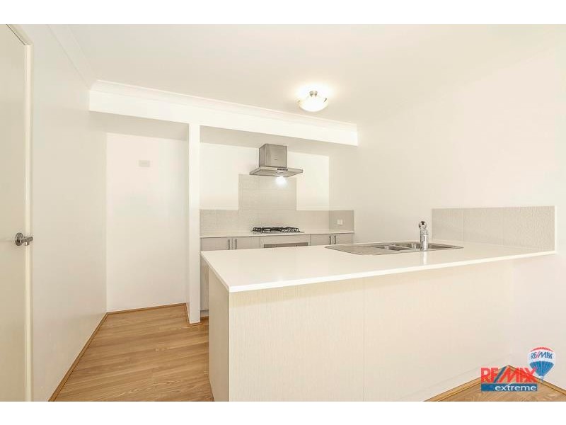 4 Crowned Way, Alkimos WA 6038