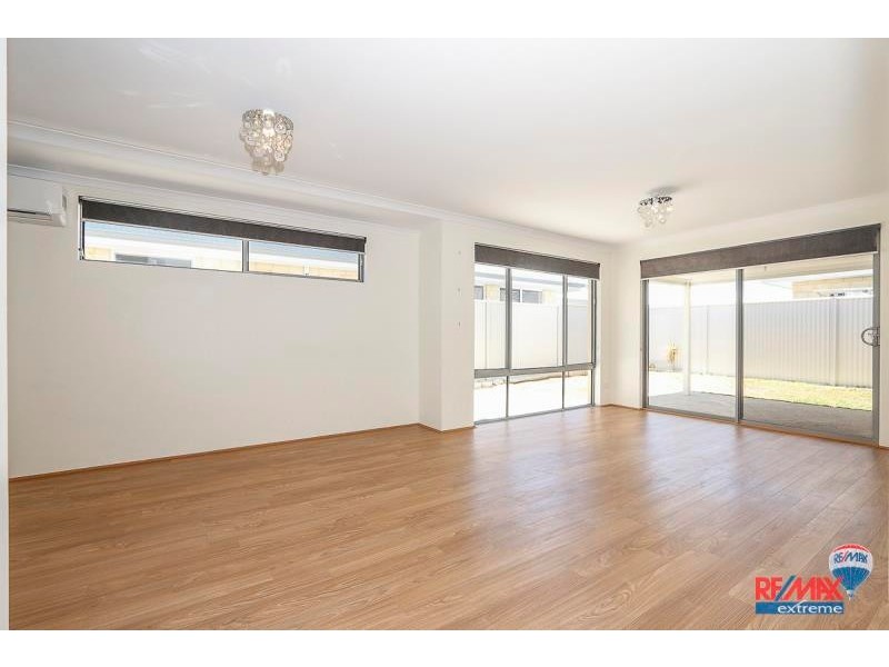 4 Crowned Way, Alkimos WA 6038