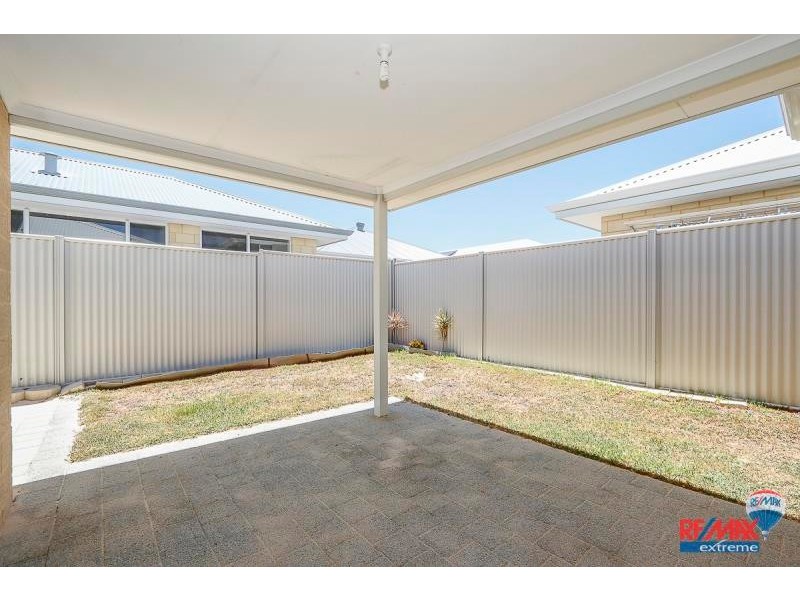 4 Crowned Way, Alkimos WA 6038