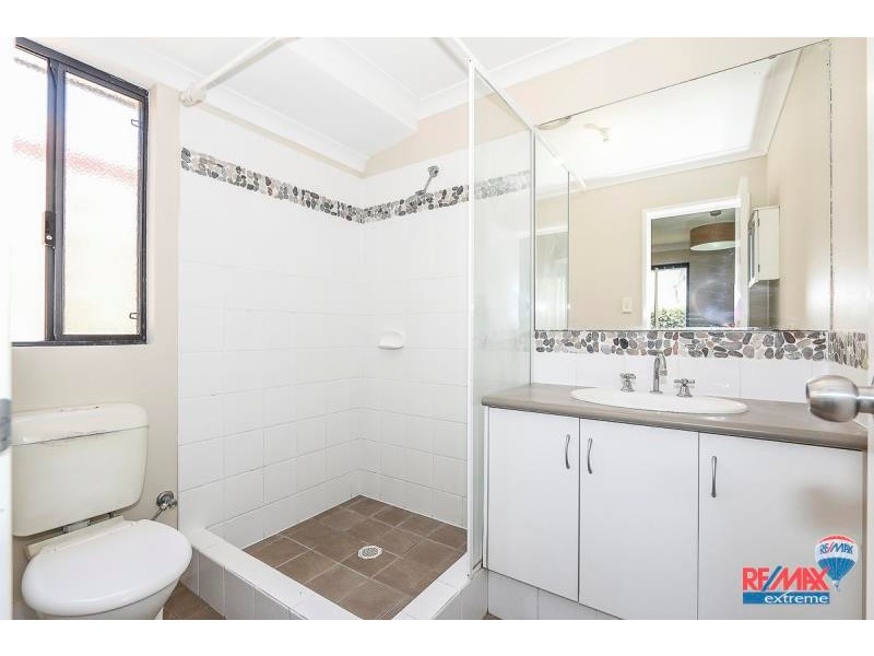 39 Yandella Promenade, Tapping WA 6065