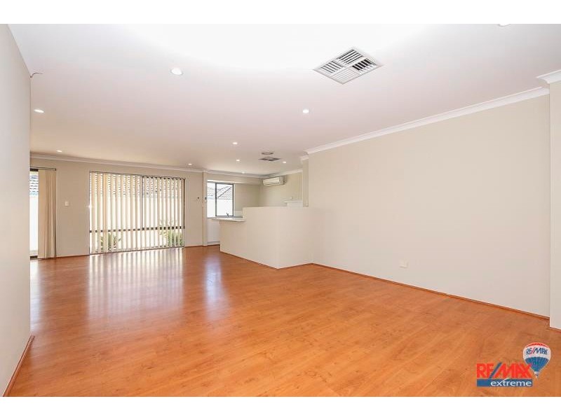 39 Yandella Promenade, Tapping WA 6065