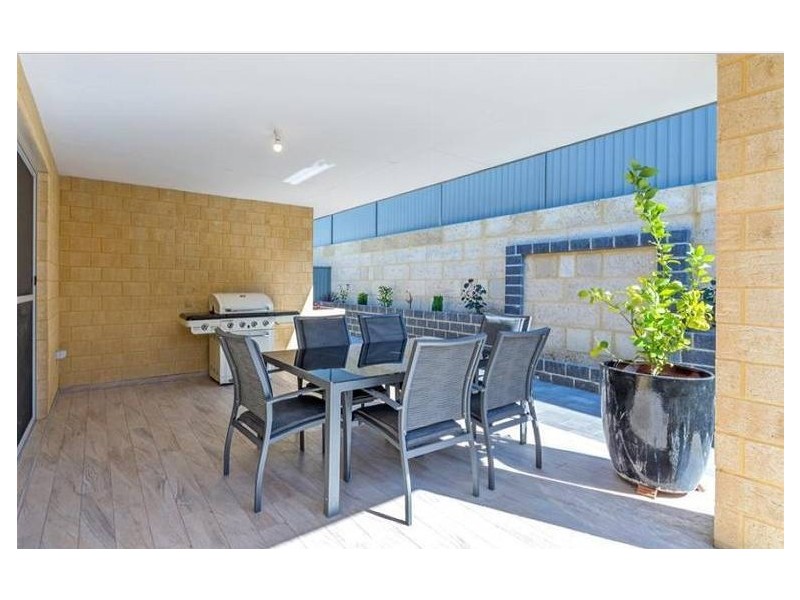 11 Koenig Way, Clarkson WA 6030